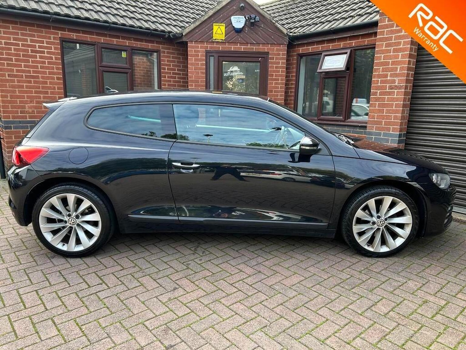 Used Volkswagen Scirocco 2017 for sale - 76497472: Photo 6