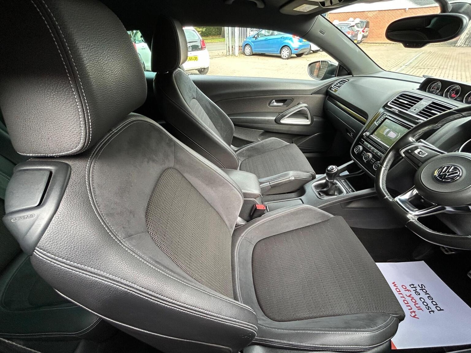 Used Volkswagen Scirocco 2017 for sale - 76497472: Photo 9