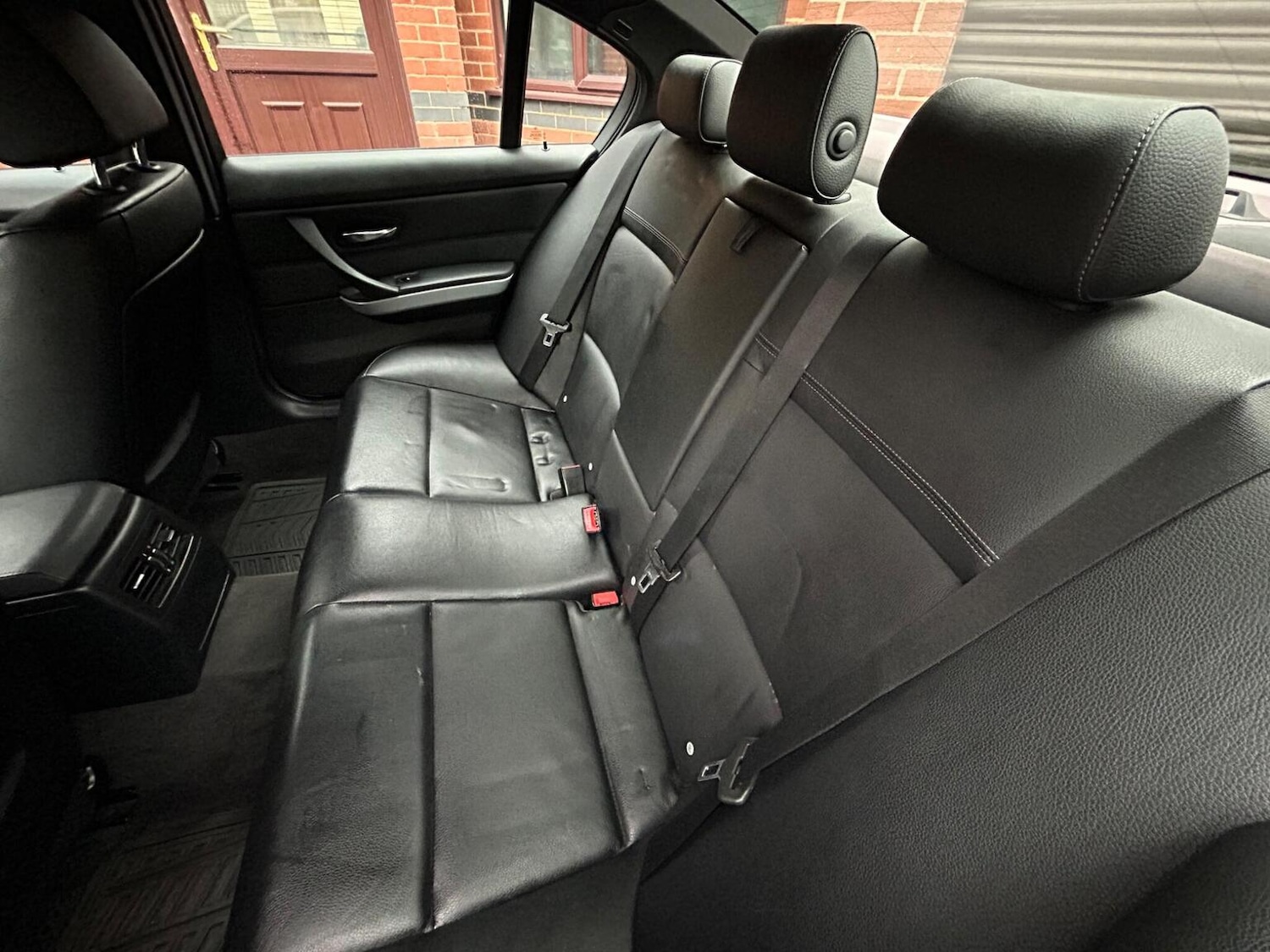 Used BMW 3 Series 2011 for sale - 76596541: Photo 19