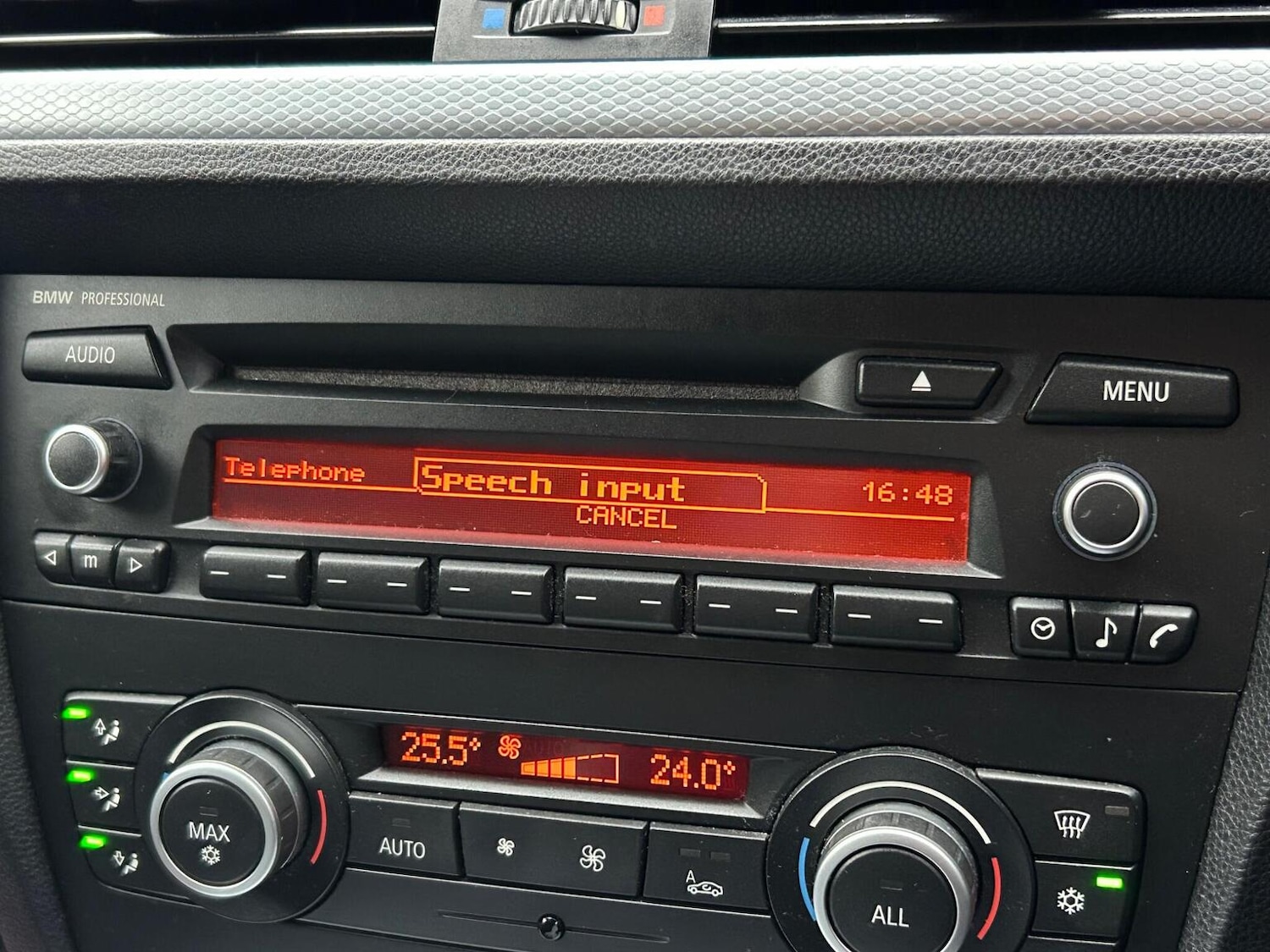 Used BMW 3 Series 2011 for sale - 76596541: Photo 23