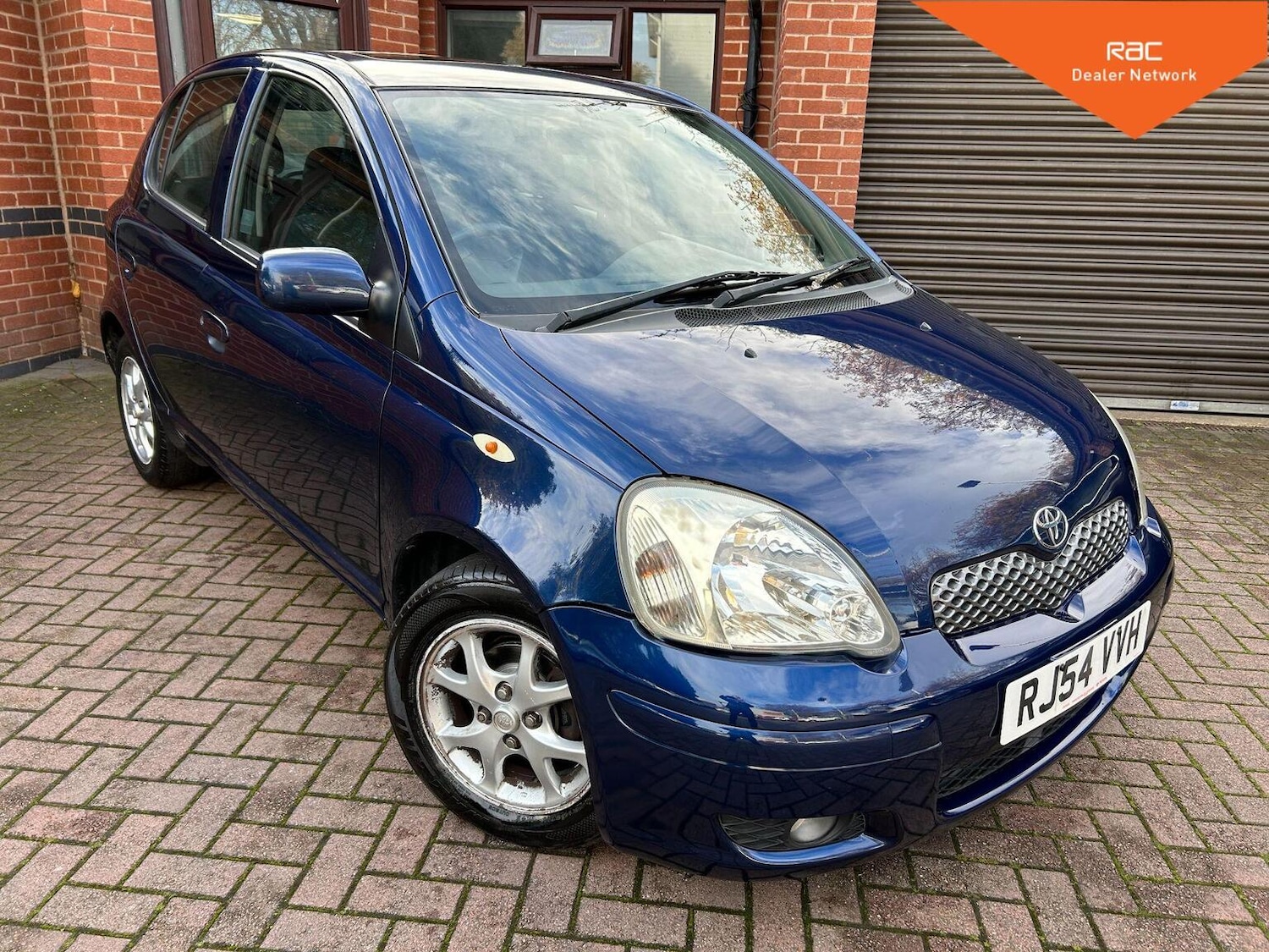 Used Toyota Yaris 2004 for sale - 76497414: Photo 1