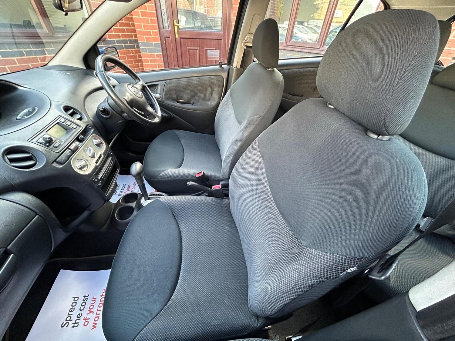 Used Toyota Yaris 2004 for sale - 76497414: Photo 13