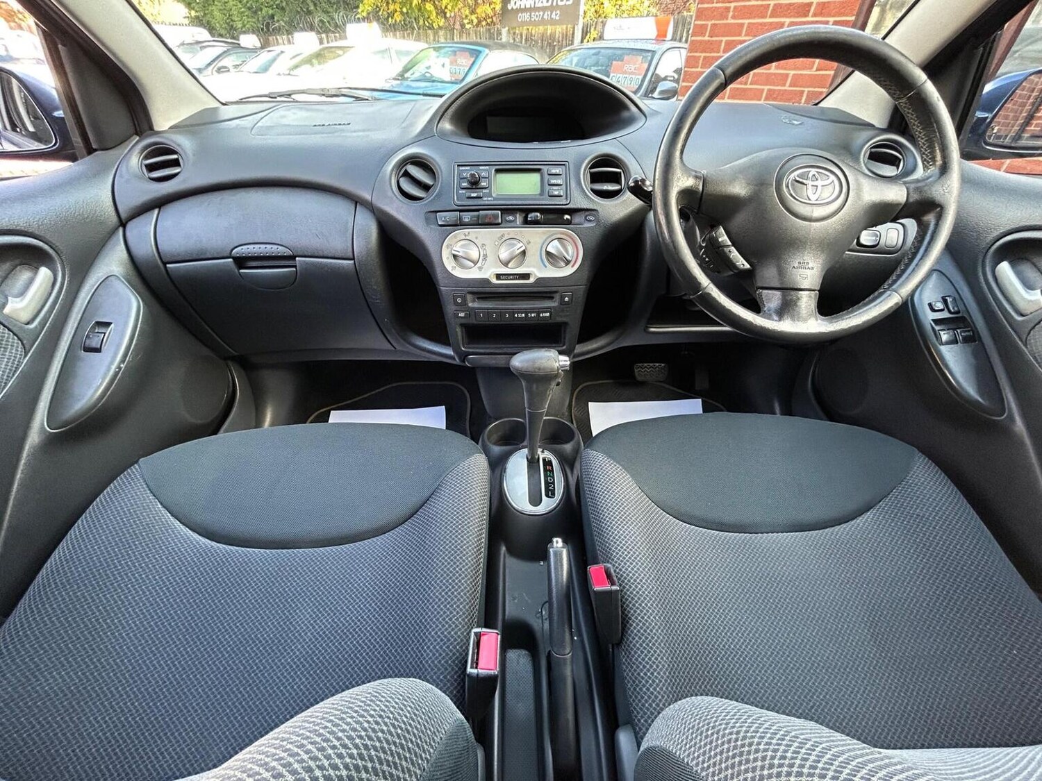 Used Toyota Yaris 2004 for sale - 76497414: Photo 17