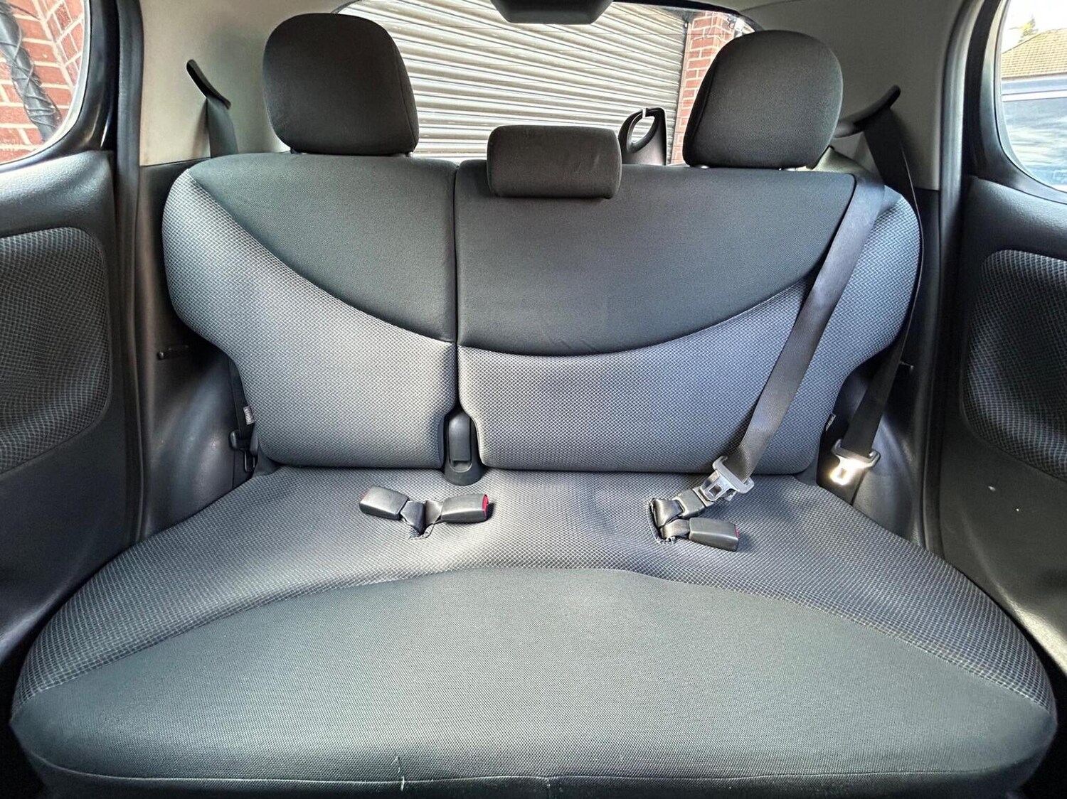 Used Toyota Yaris 2004 for sale - 76497414: Photo 22