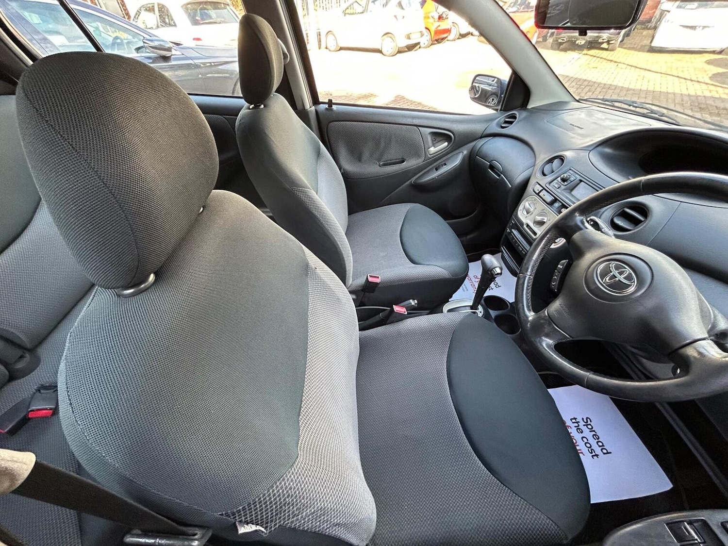 Used Toyota Yaris 2004 for sale - 76497414: Photo 9