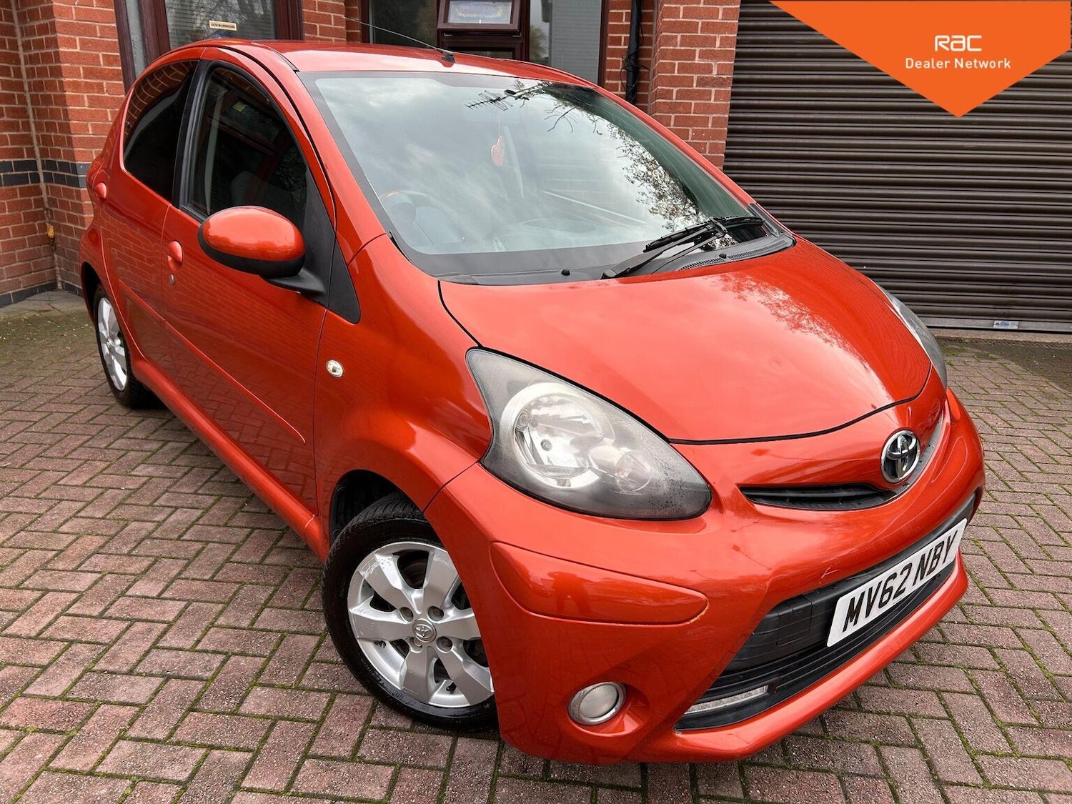 Used Toyota AYGO 2013 for sale - 76497384: Photo 1