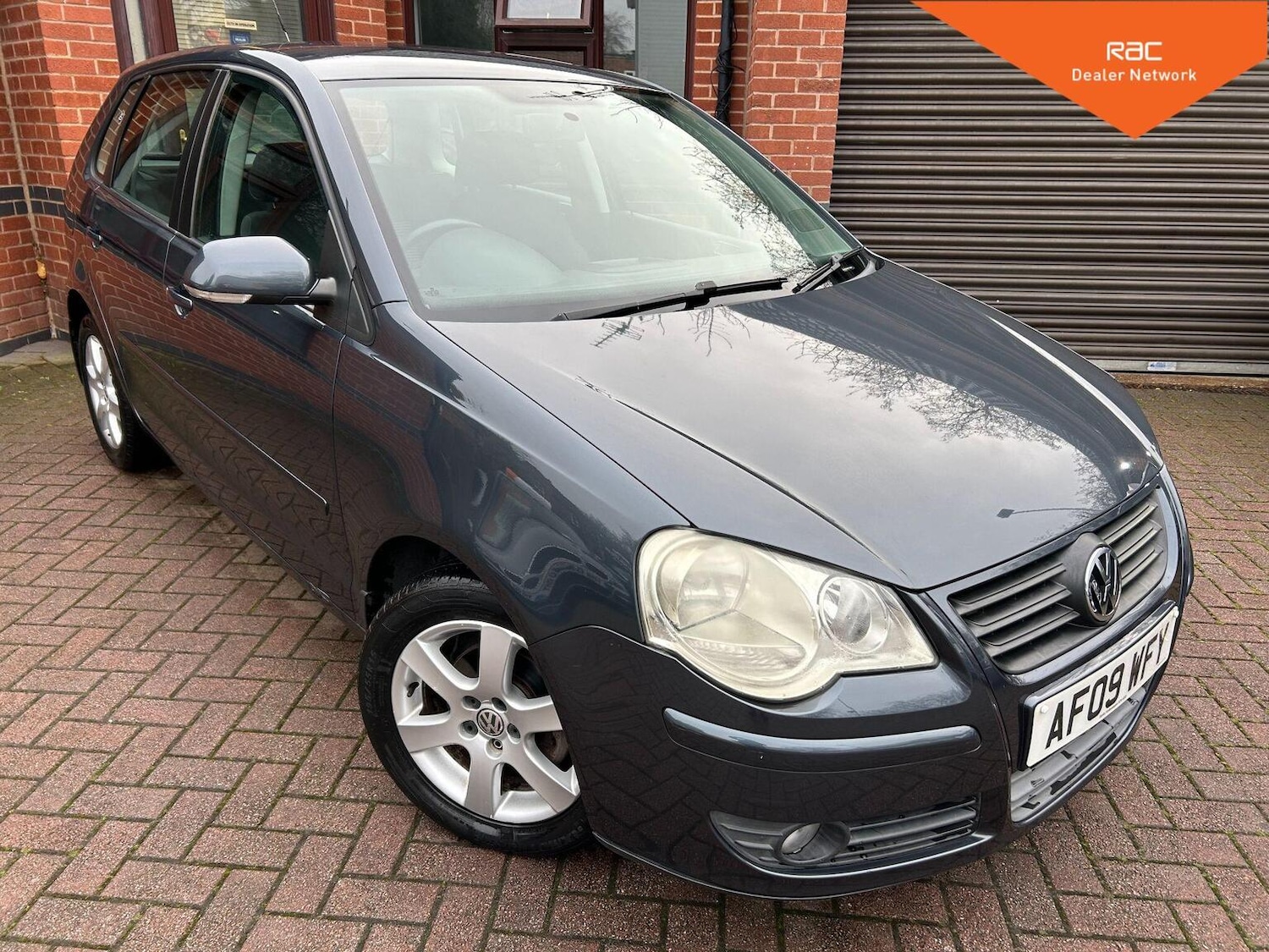 Used Volkswagen Polo 2009 for sale - 76963357: Photo 1