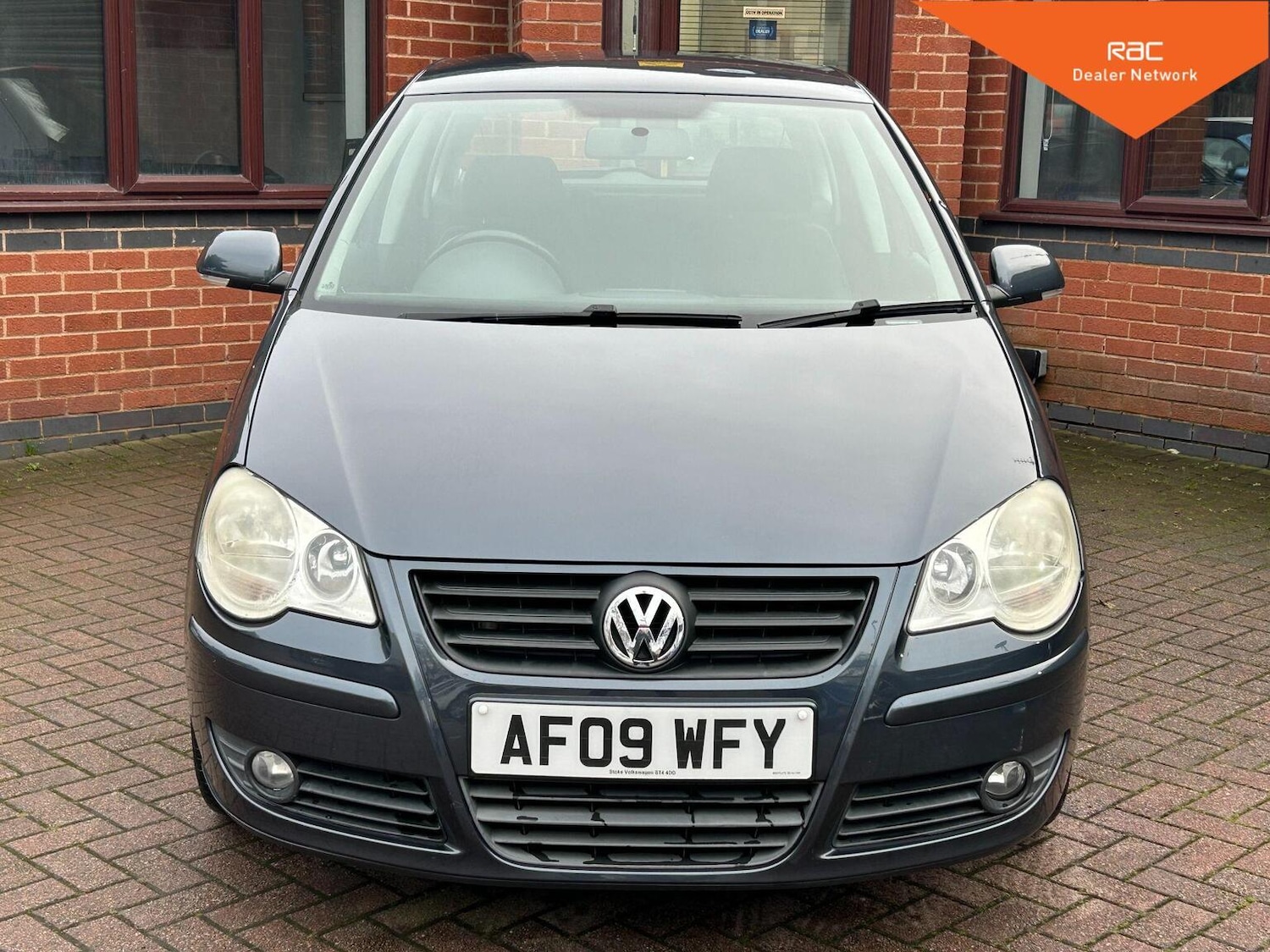 Used Volkswagen Polo 2009 for sale - 76963357: Photo 4