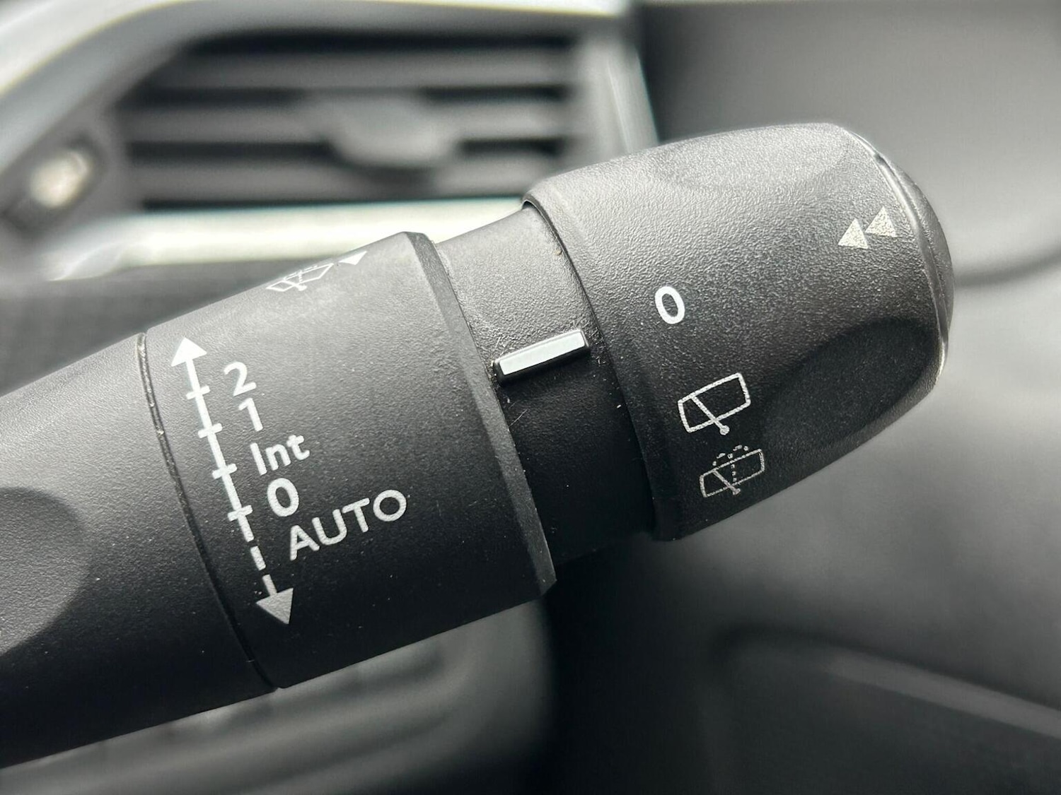 Used Peugeot 2008 2016 for sale - 76497572: Photo 37