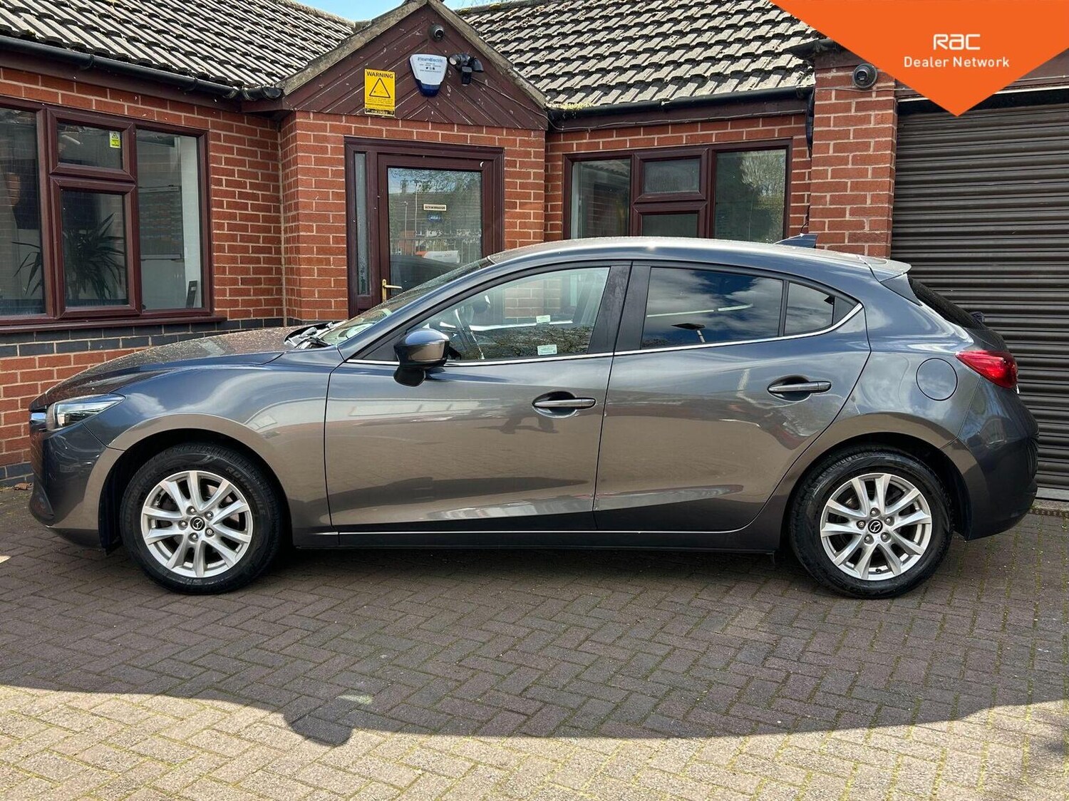 Used Mazda Mazda3 2017 for sale - 78168890: Photo 5