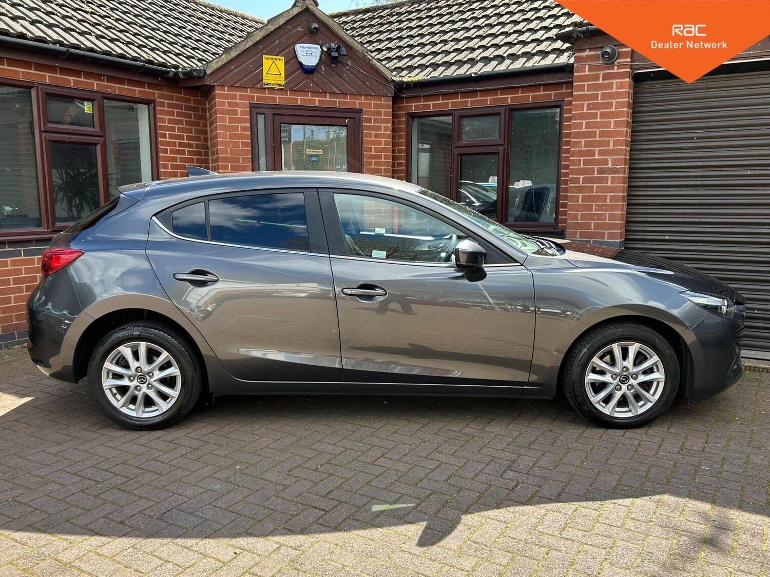 Used Mazda Mazda3 2017 for sale - 78168890: Photo 6