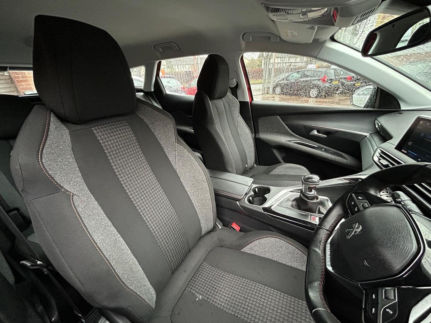 Used Peugeot 3008 2017 for sale - 77201220: Photo 10