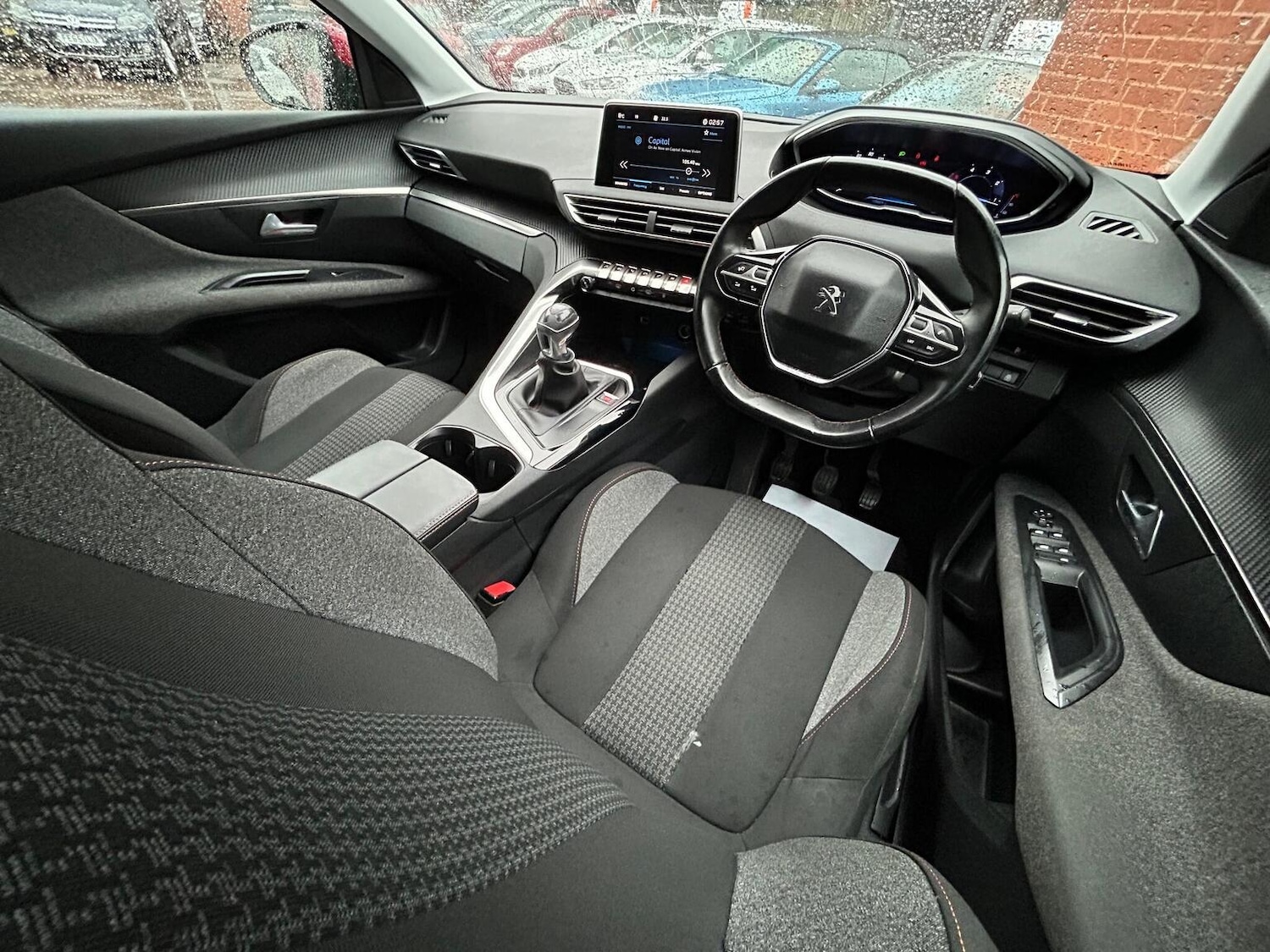 Used Peugeot 3008 2017 for sale - 77201220: Photo 12