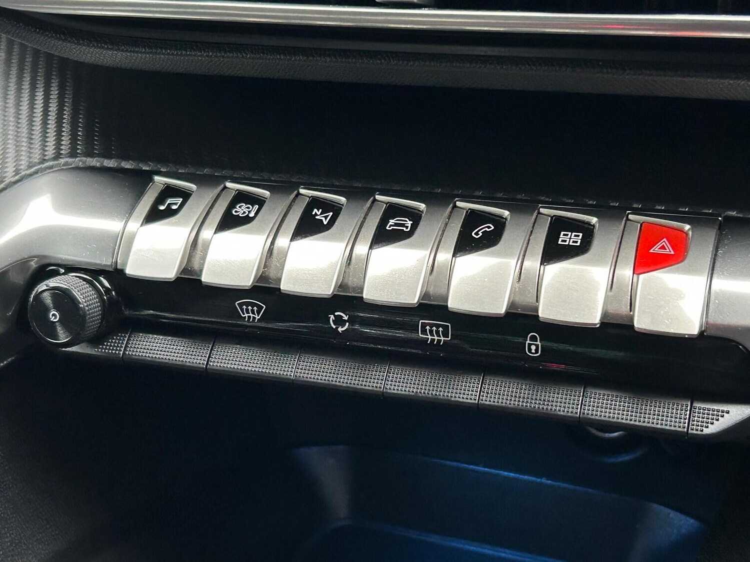 Used Peugeot 3008 2017 for sale - 77201220: Photo 38