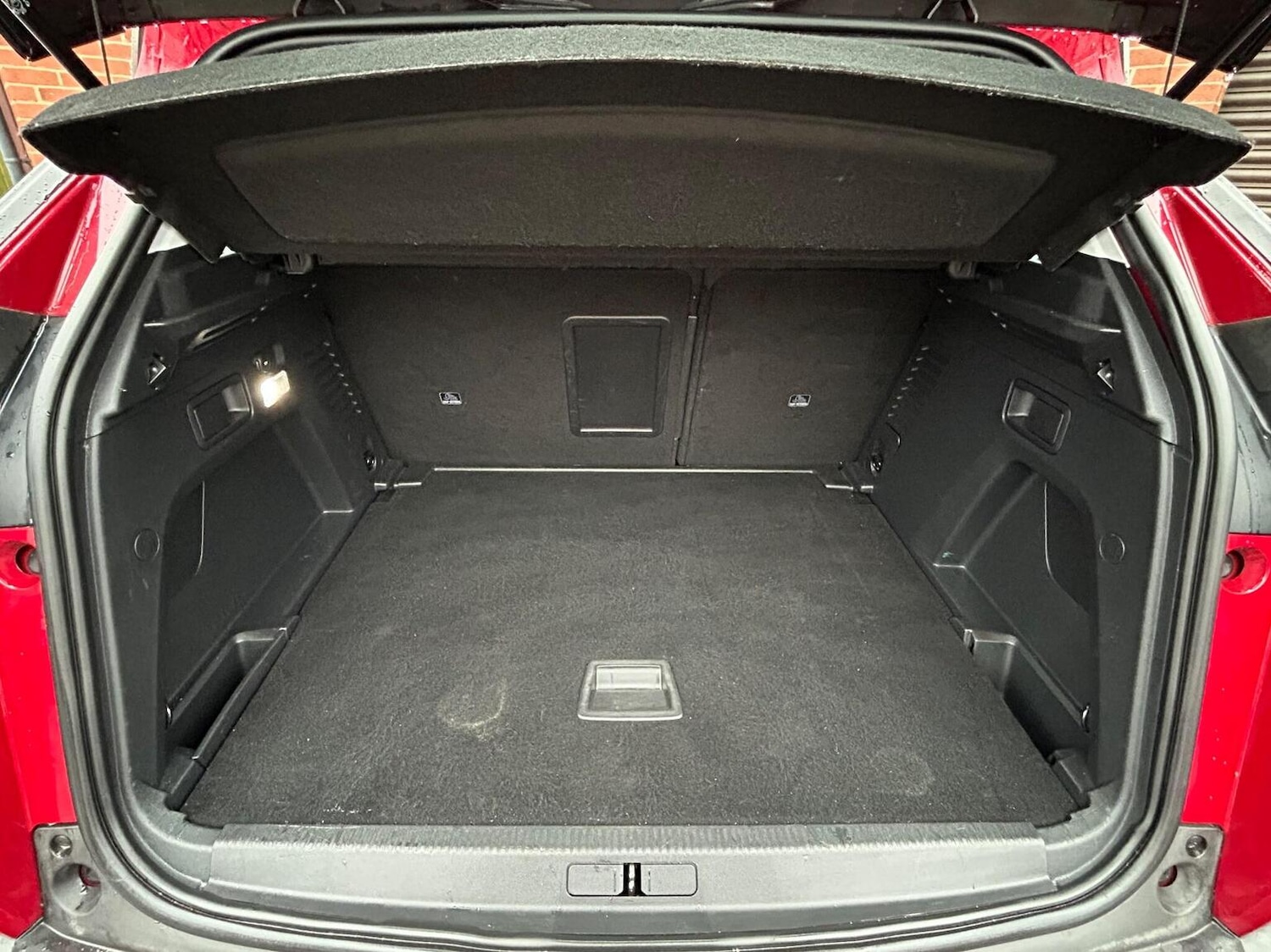 Used Peugeot 3008 2017 for sale - 77201220: Photo 8