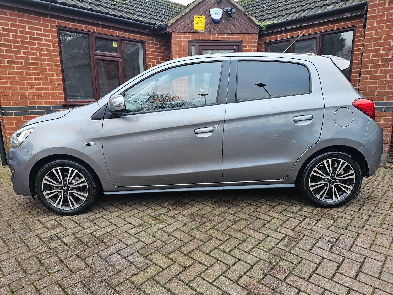 Used Mitsubishi Mirage 2016 for sale - 77053716: Photo 6