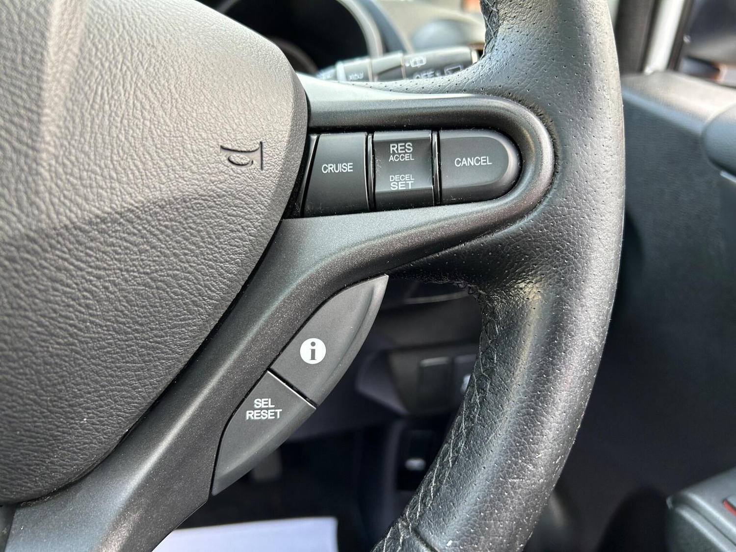 Used Honda Jazz 2015 for sale - 76497525: Photo 30