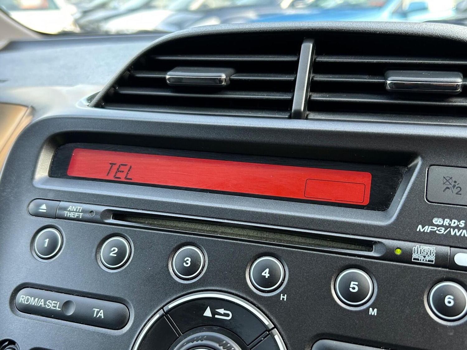 Used Honda Jazz 2015 for sale - 76497525: Photo 32