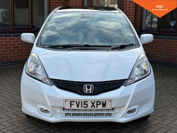 Used Honda Jazz 2015 for sale - 76497525: Photo