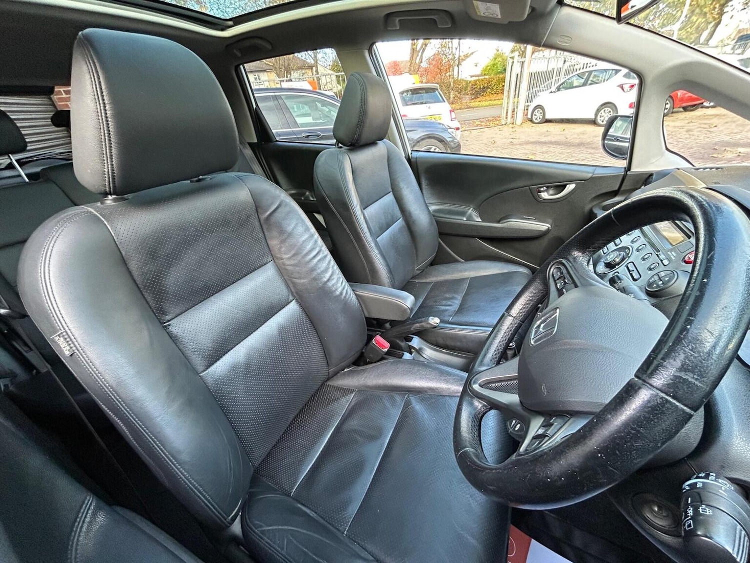 Used Honda Jazz 2015 for sale - 76497525: Photo 9