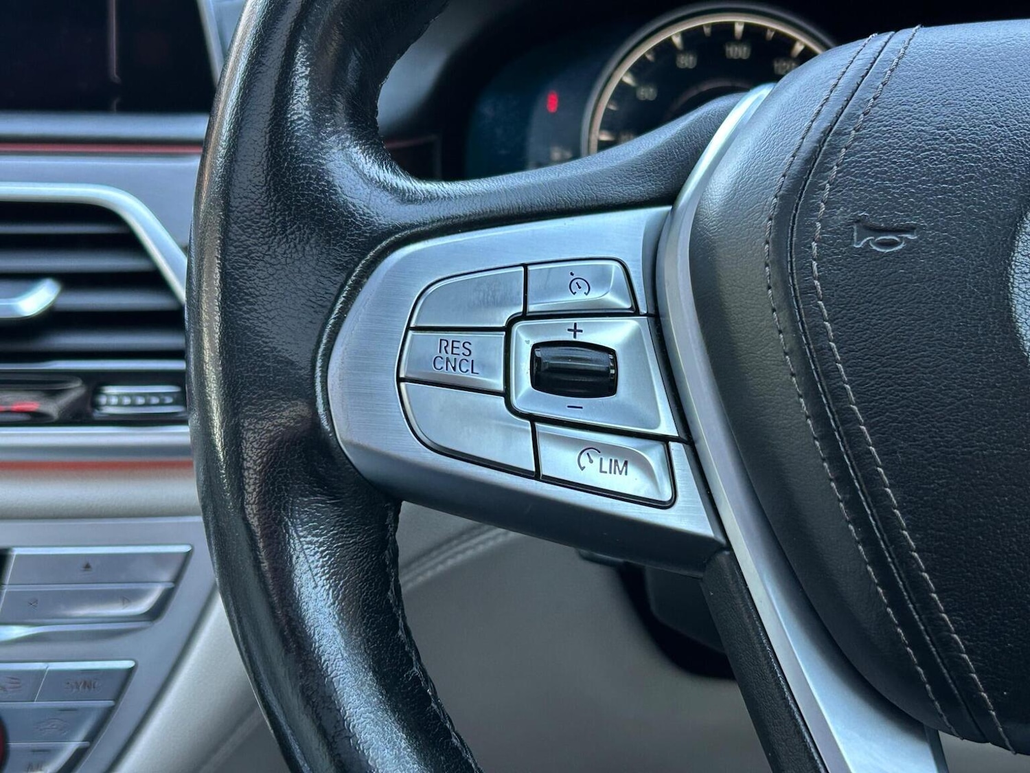 Used BMW 7 Series 2016 for sale - 76497464: Photo 39