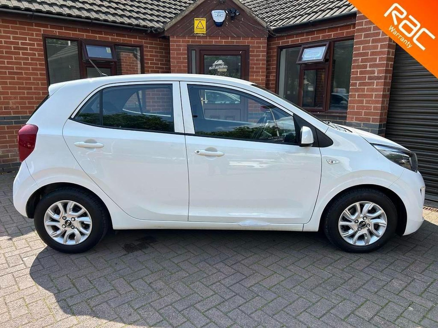 Used Kia Picanto 2020 for sale - 76497465: Photo 6