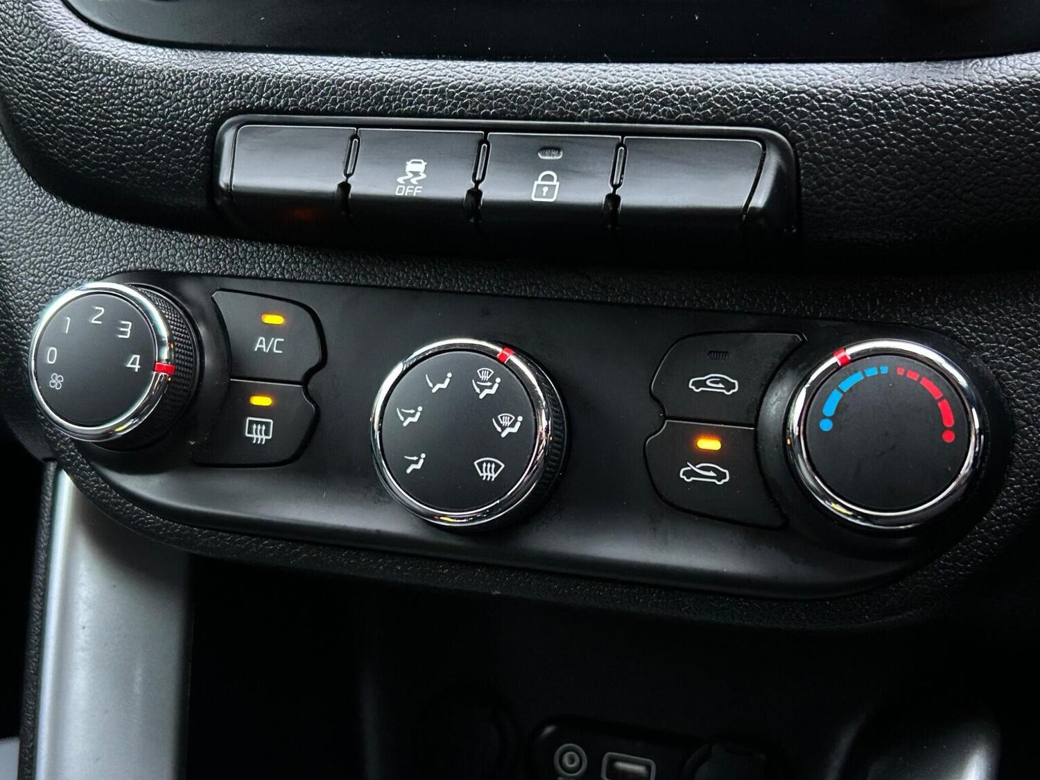 Used Kia Ceed 2015 for sale - 76497582: Photo 27