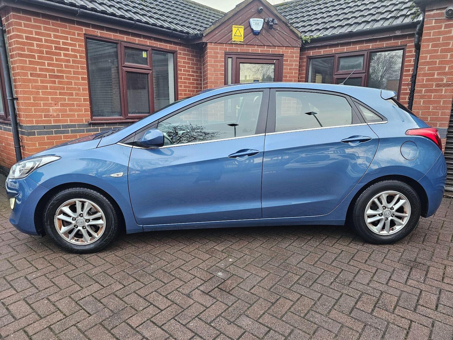 Used Hyundai i30 2015 for sale - 77342640: Photo 5