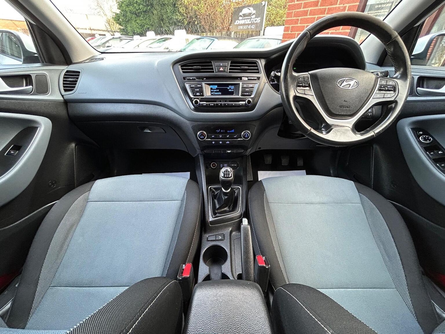 Used Hyundai i20 2015 for sale - 76911002: Photo 17