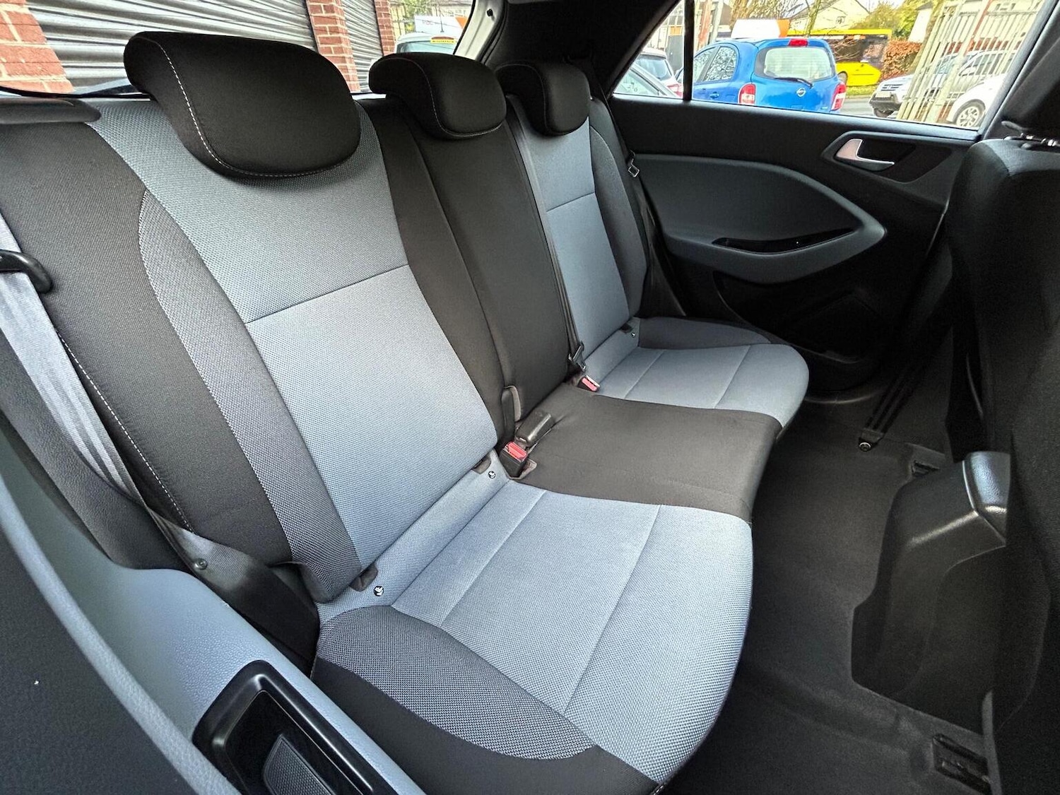 Used Hyundai i20 2015 for sale - 76911002: Photo 18