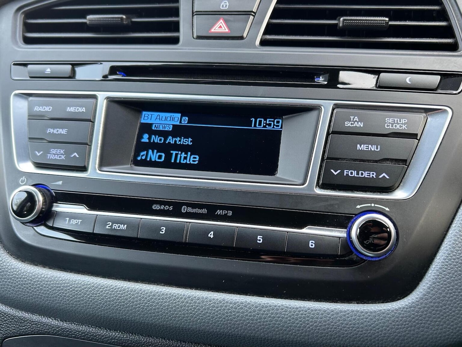 Used Hyundai i20 2015 for sale - 76911002: Photo 24