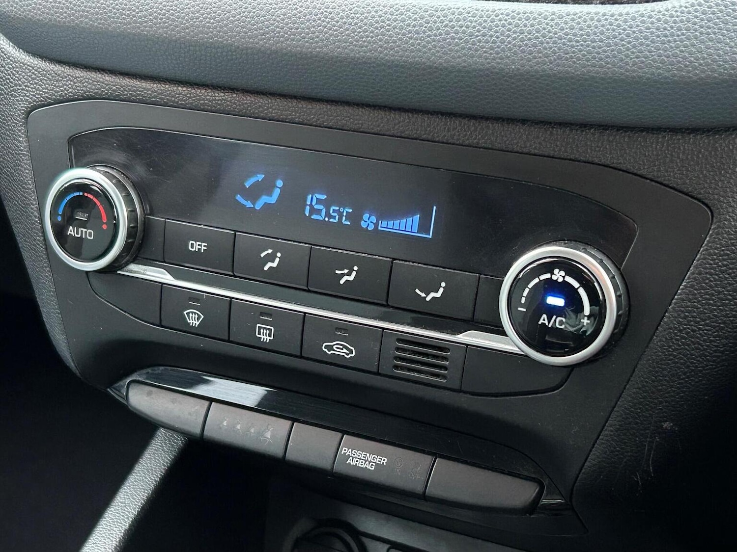 Used Hyundai i20 2015 for sale - 76911002: Photo 25