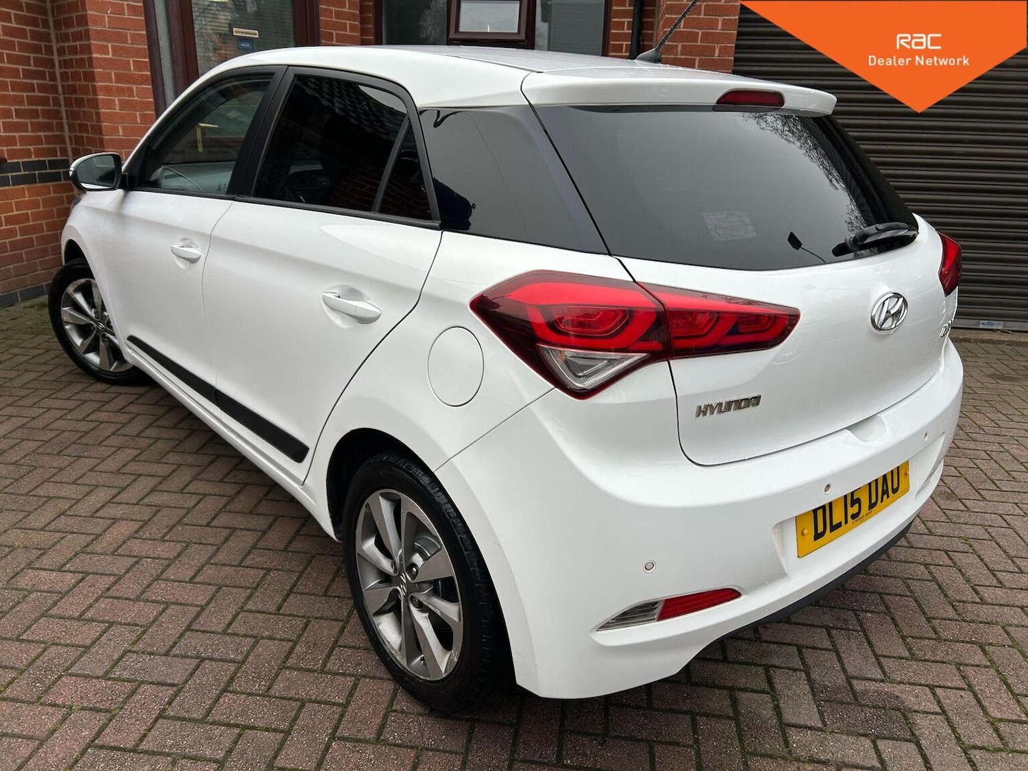 Used Hyundai i20 2015 for sale - 76911002: Photo 3