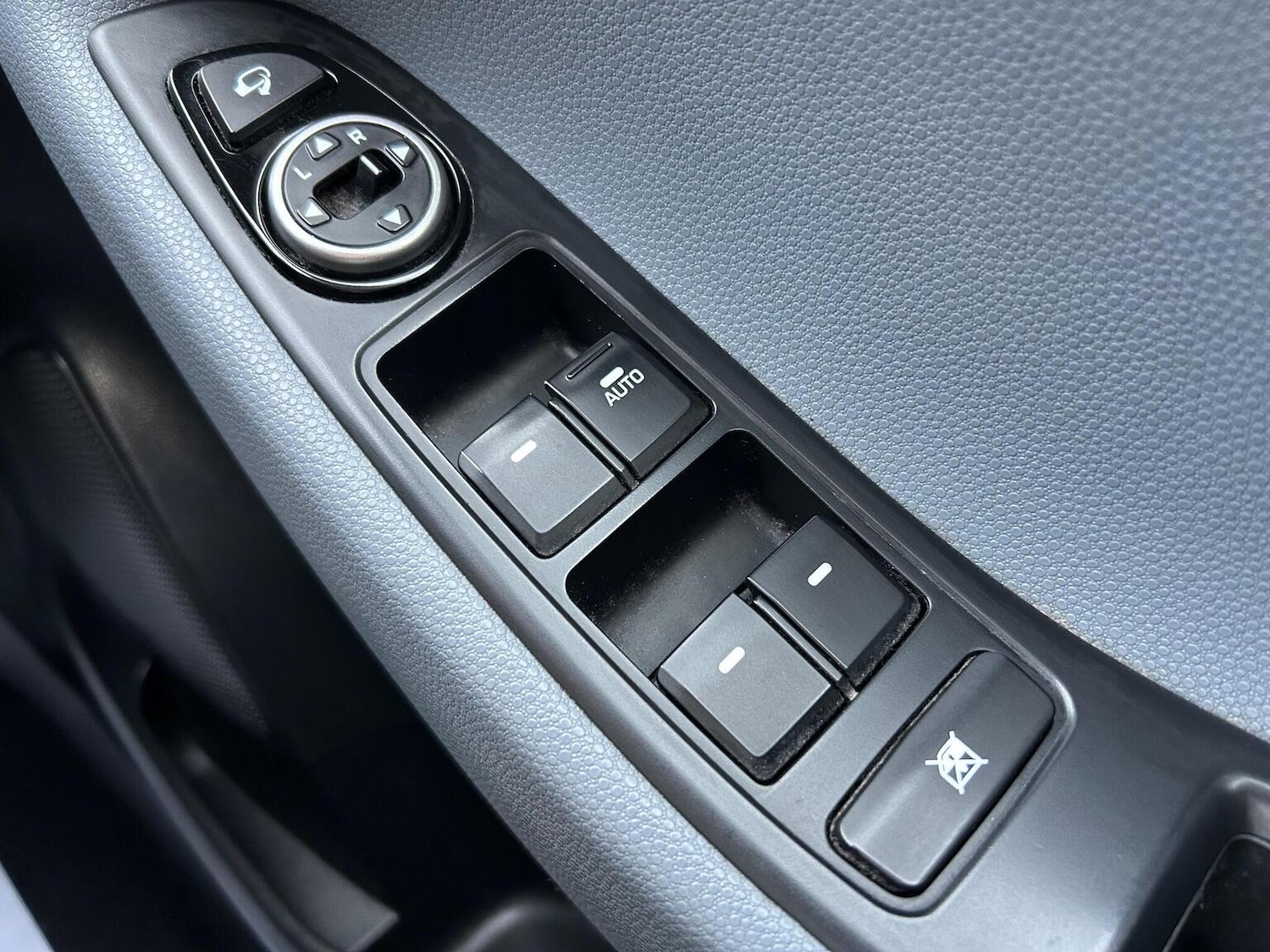 Used Hyundai i20 2015 for sale - 76911002: Photo 30