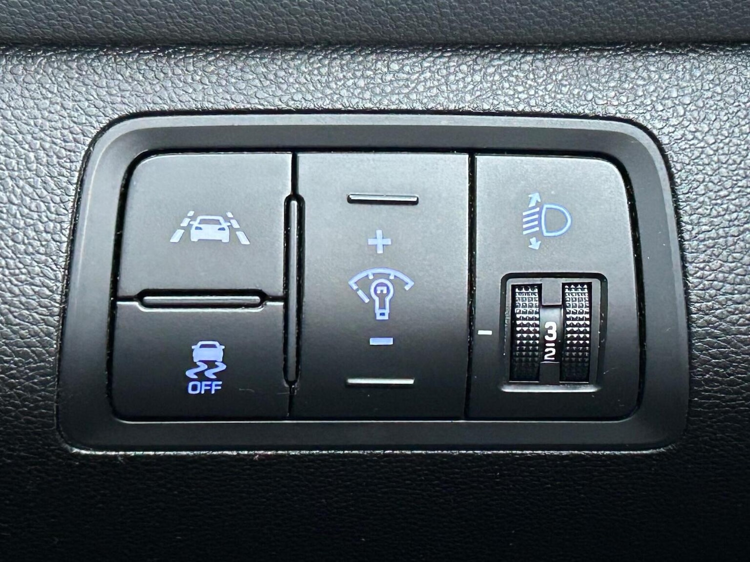 Used Hyundai i20 2015 for sale - 76911002: Photo 33