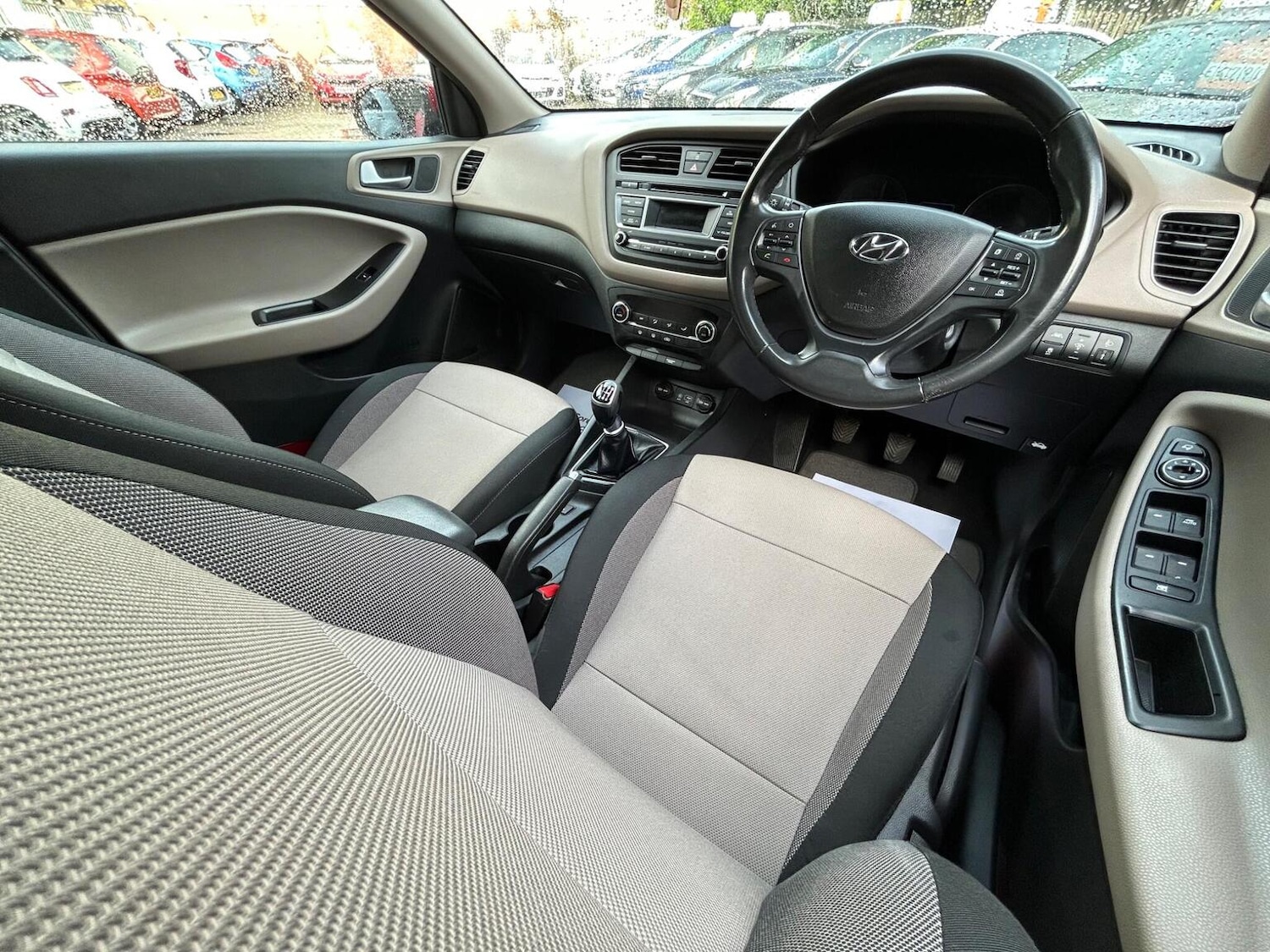 Used Hyundai i20 2016 for sale - 76497546: Photo 11