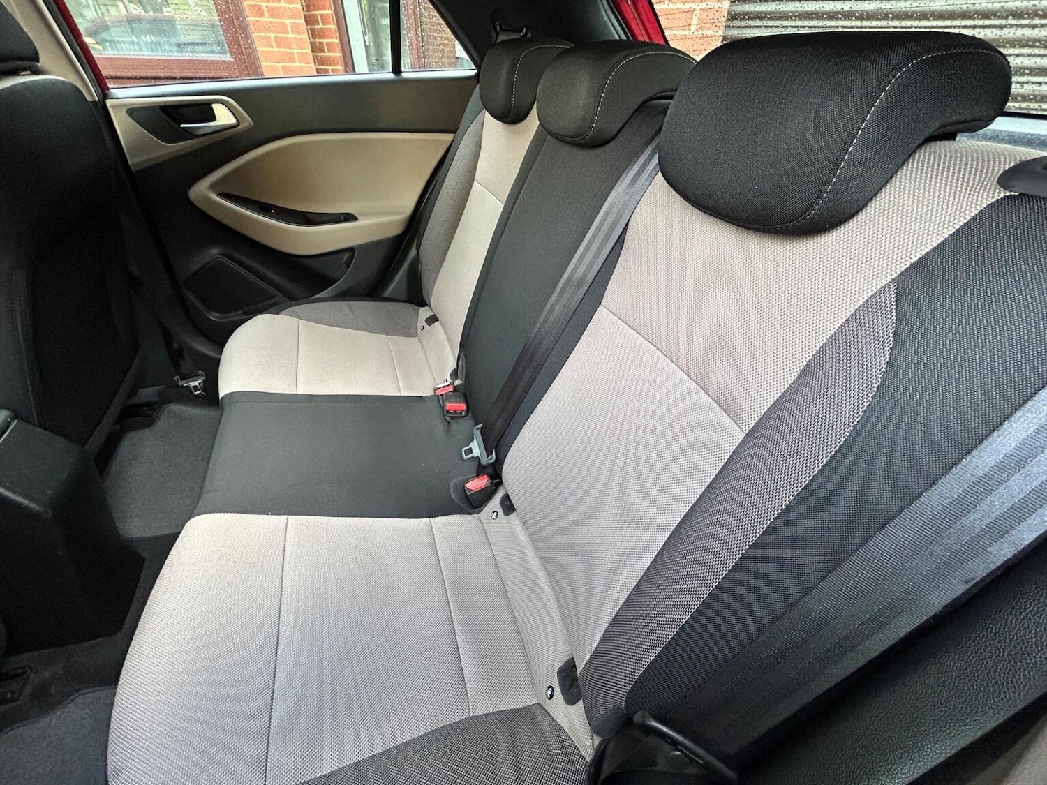 Used Hyundai i20 2016 for sale - 76497546: Photo 19