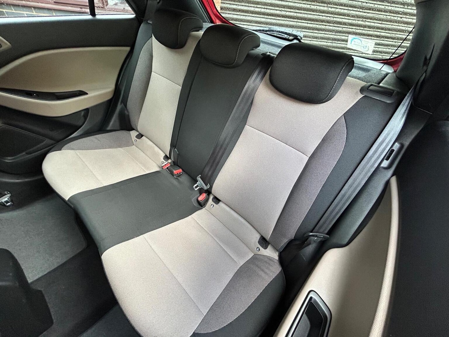 Used Hyundai i20 2016 for sale - 76497546: Photo 20