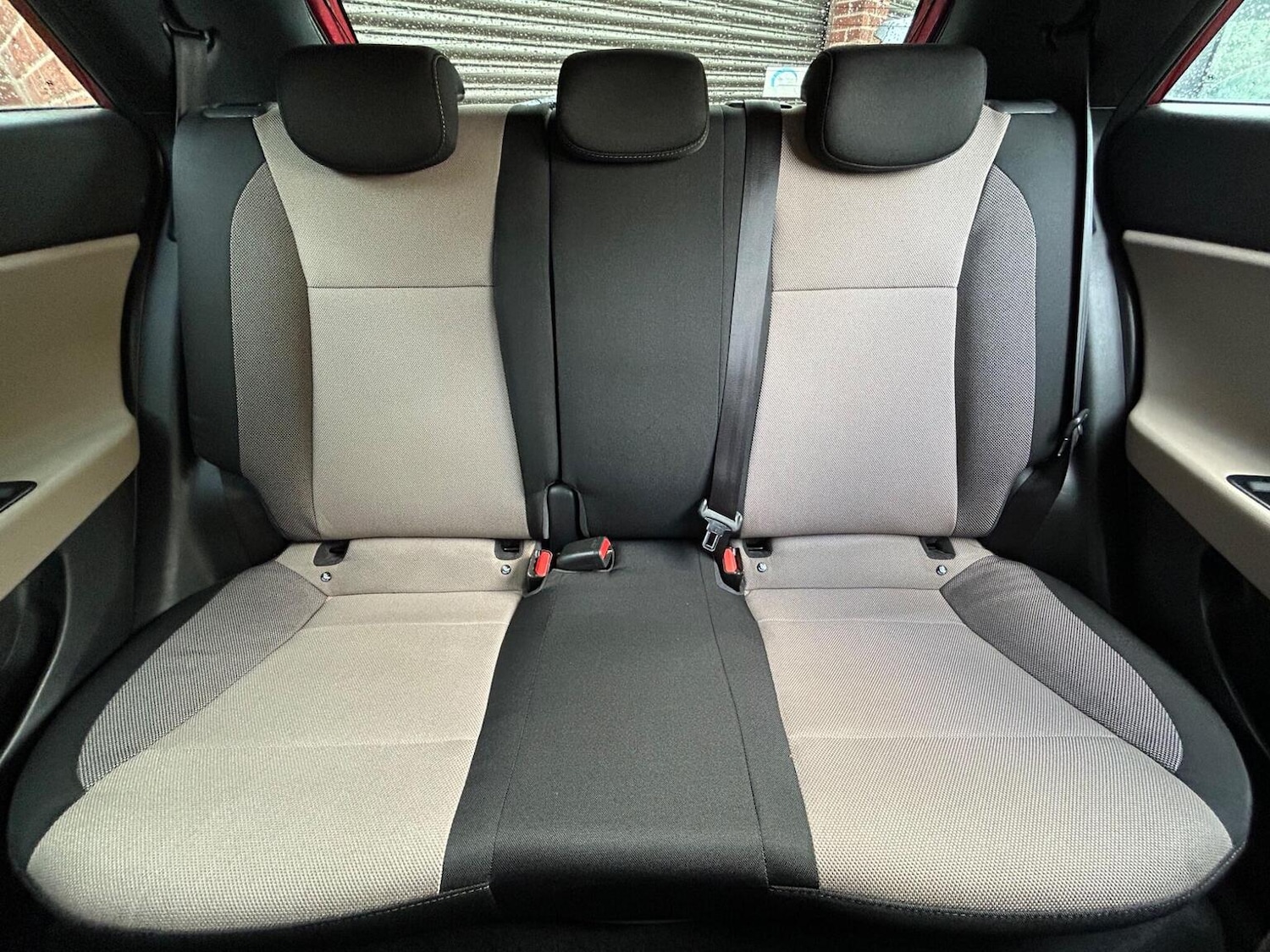 Used Hyundai i20 2016 for sale - 76497546: Photo 21