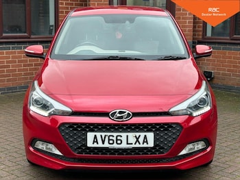 Used Hyundai i20 2016 for sale - 76497546: Photo