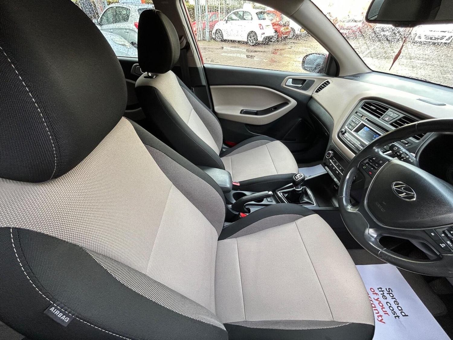 Used Hyundai i20 2016 for sale - 76497546: Photo 8