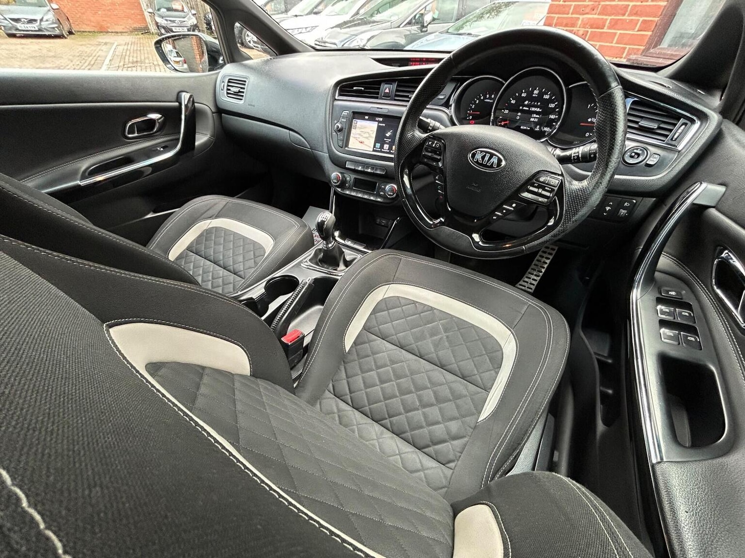 Used Kia Ceed 2018 for sale - 77567487: Photo 12