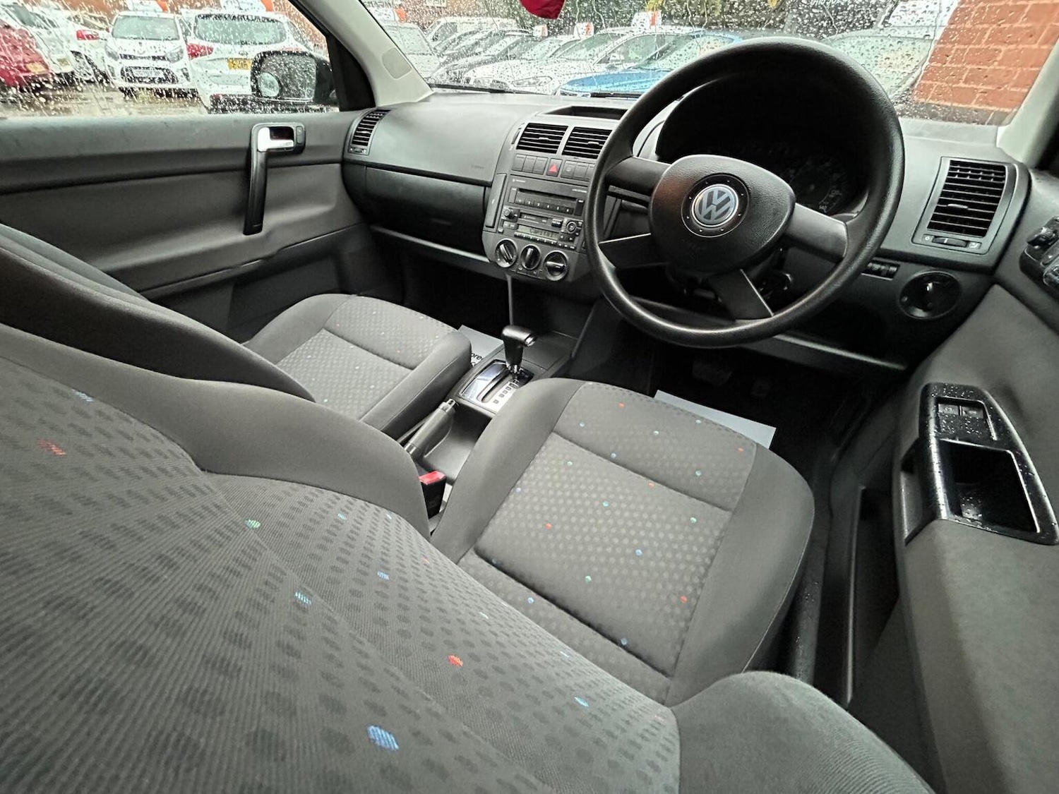 Used Volkswagen Polo 2004 for sale - 76571126: Photo 11