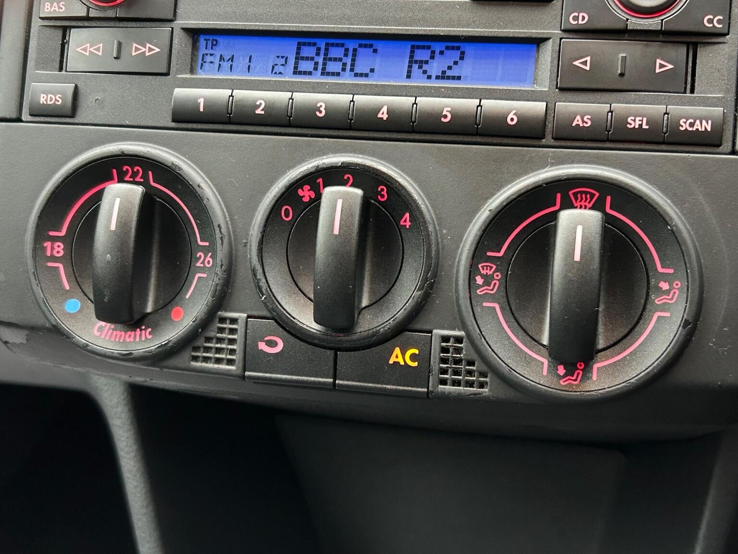 Used Volkswagen Polo 2004 for sale - 76571126: Photo 23