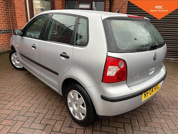 Used Volkswagen Polo 2004 for sale - 76571126: Photo