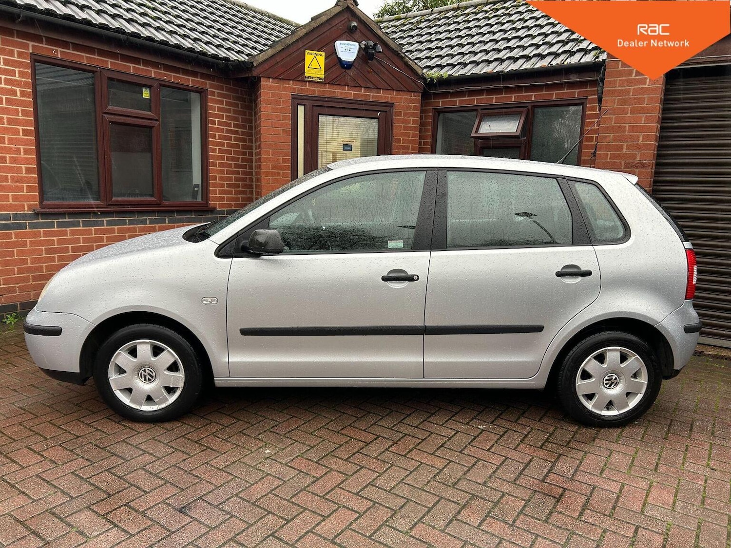 Used Volkswagen Polo 2004 for sale - 76571126: Photo 5