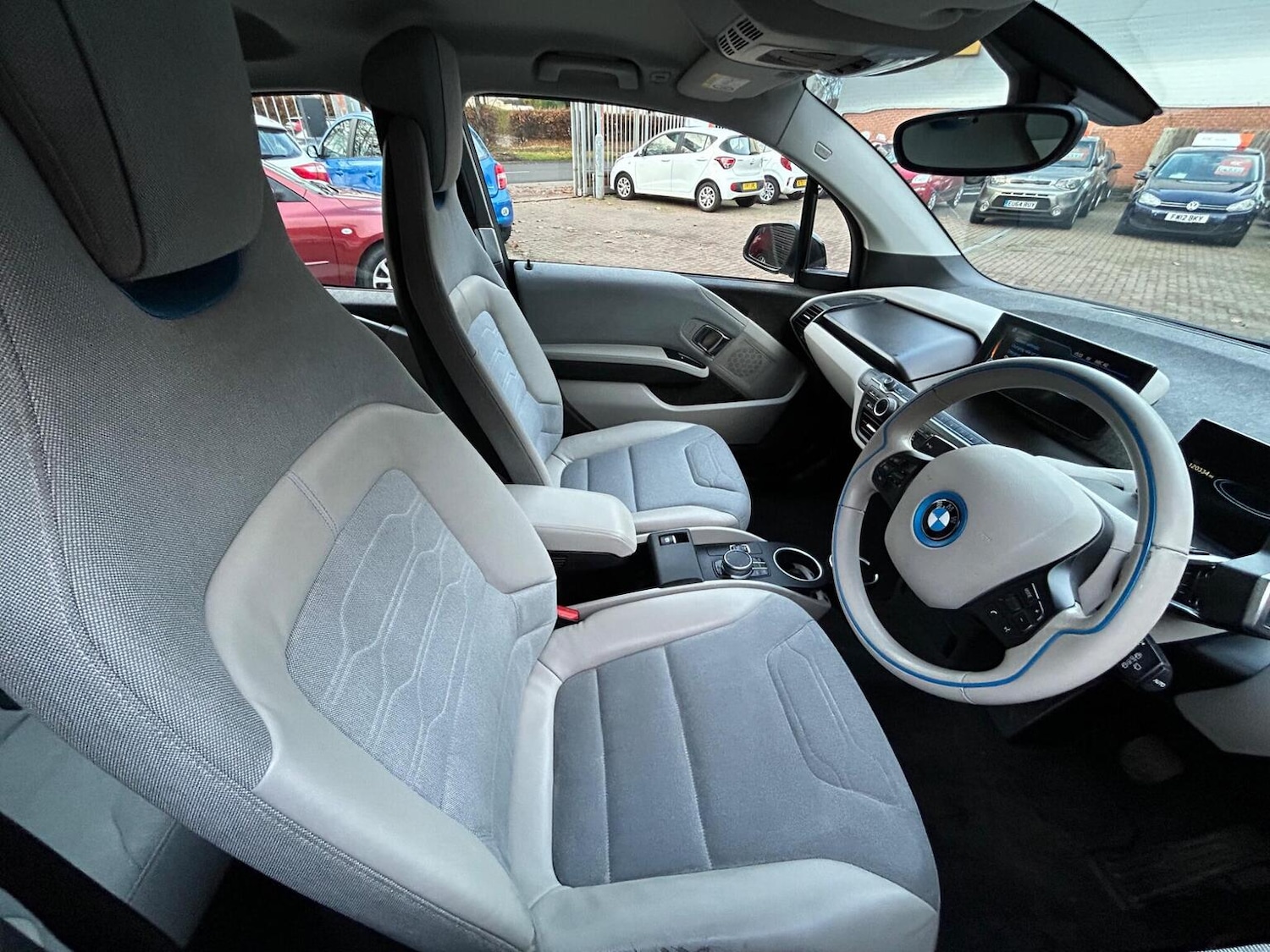 Used BMW i3 2017 for sale - 76712633: Photo 10