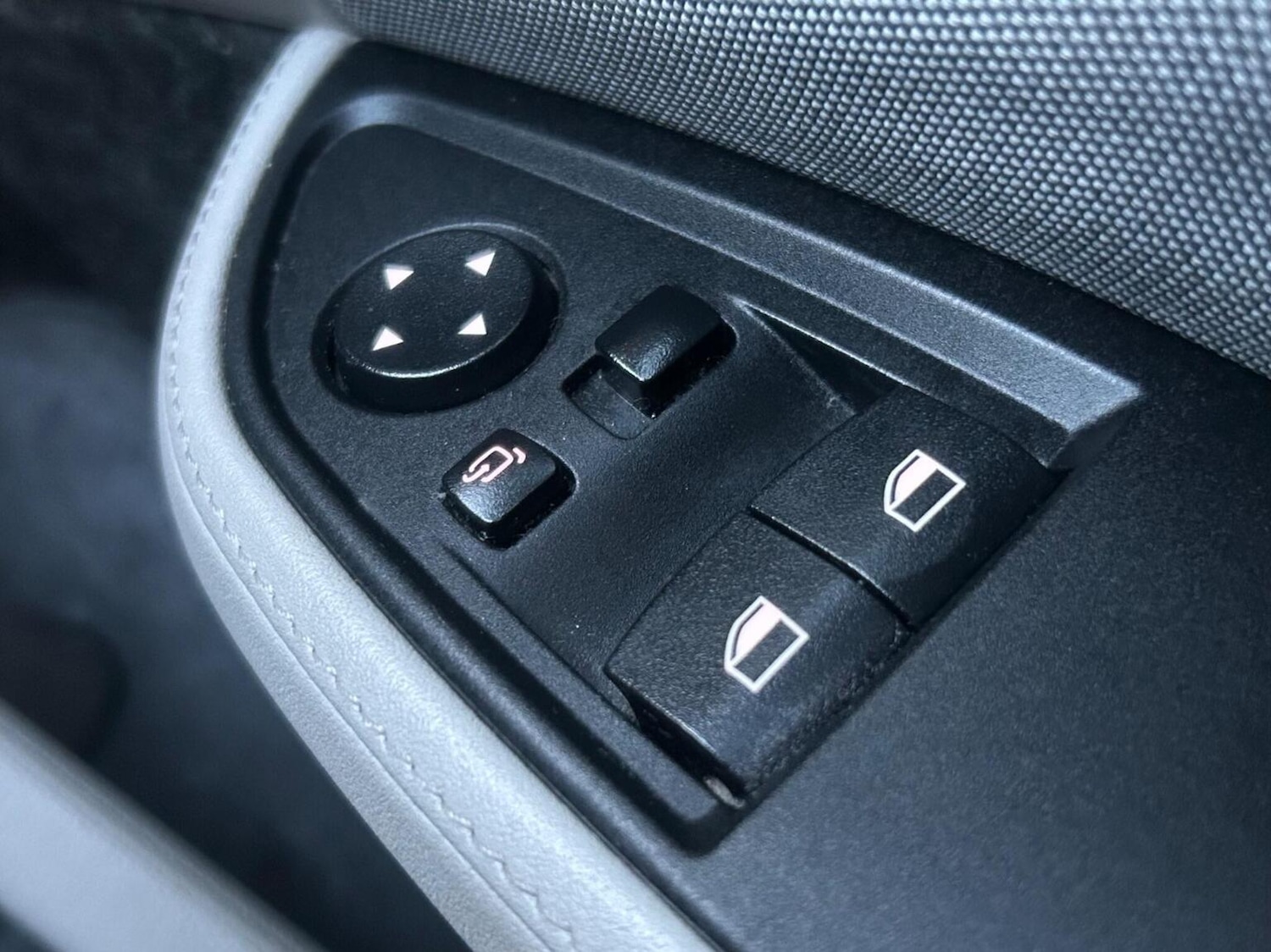 Used BMW i3 2017 for sale - 76712633: Photo 32