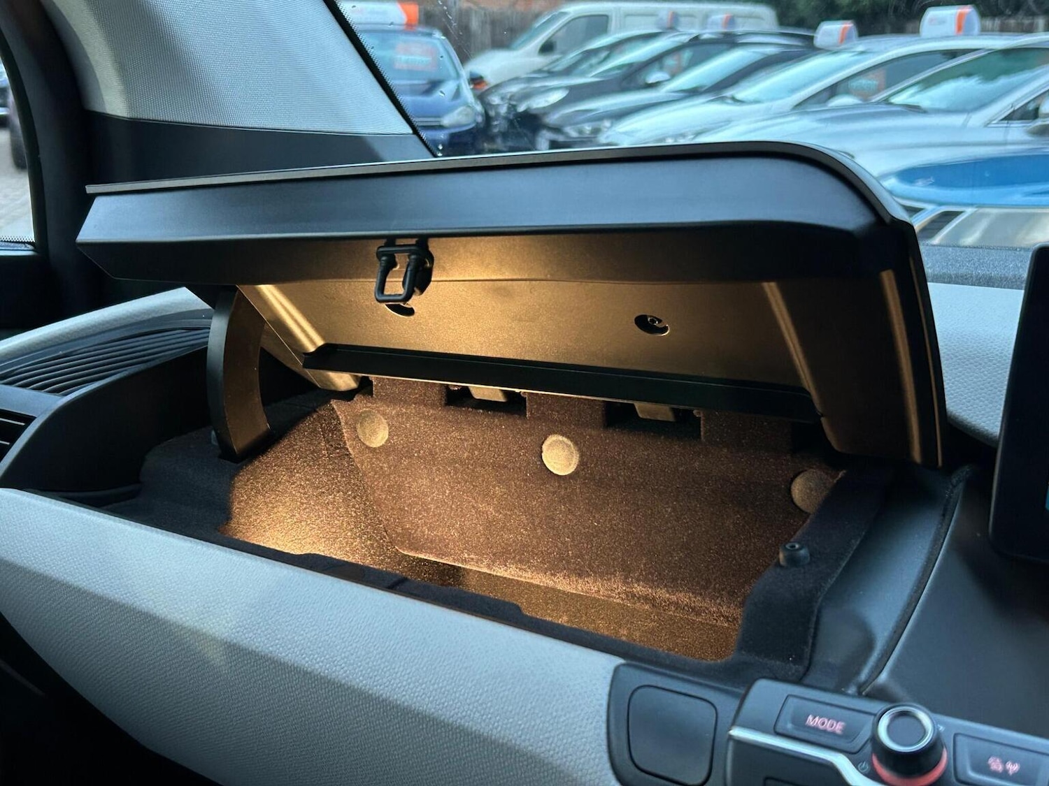 Used BMW i3 2017 for sale - 76712633: Photo 40