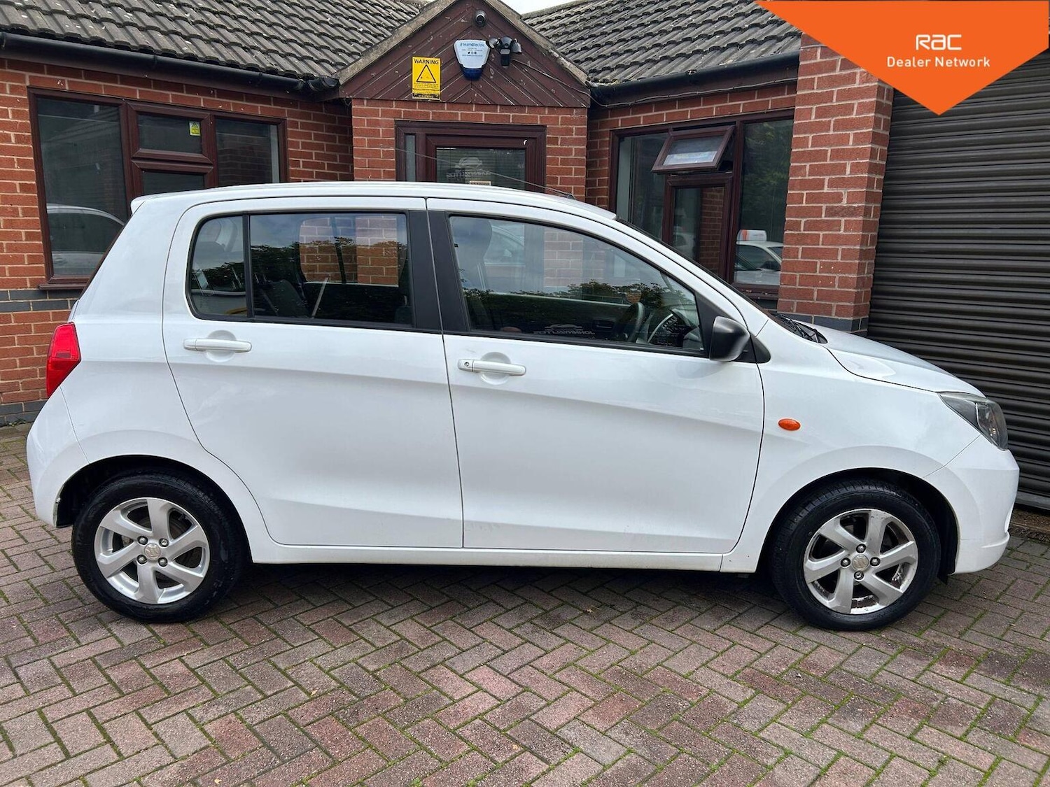 Used Suzuki Celerio 2017 for sale - 76497498: Photo 6